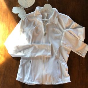 White Lululemon jacket . Excellent condition.